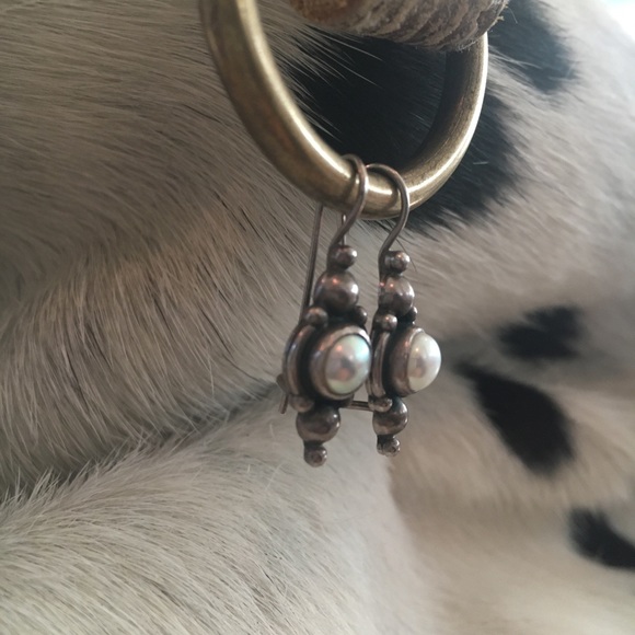 Vintage Earrings - Picture 5 of 7